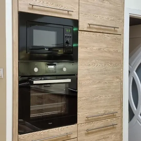 Gazde/Camere de închiriat Bulb