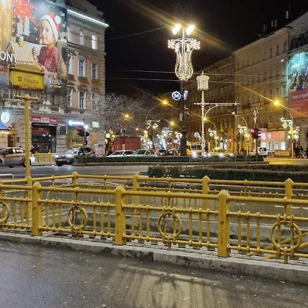Gazde/Camere de închiriat Bulb Budapesta